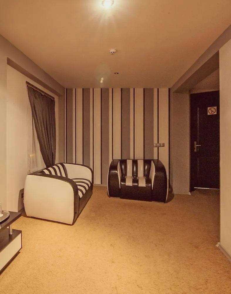 Nyvky Plaza Hotel Kiev
