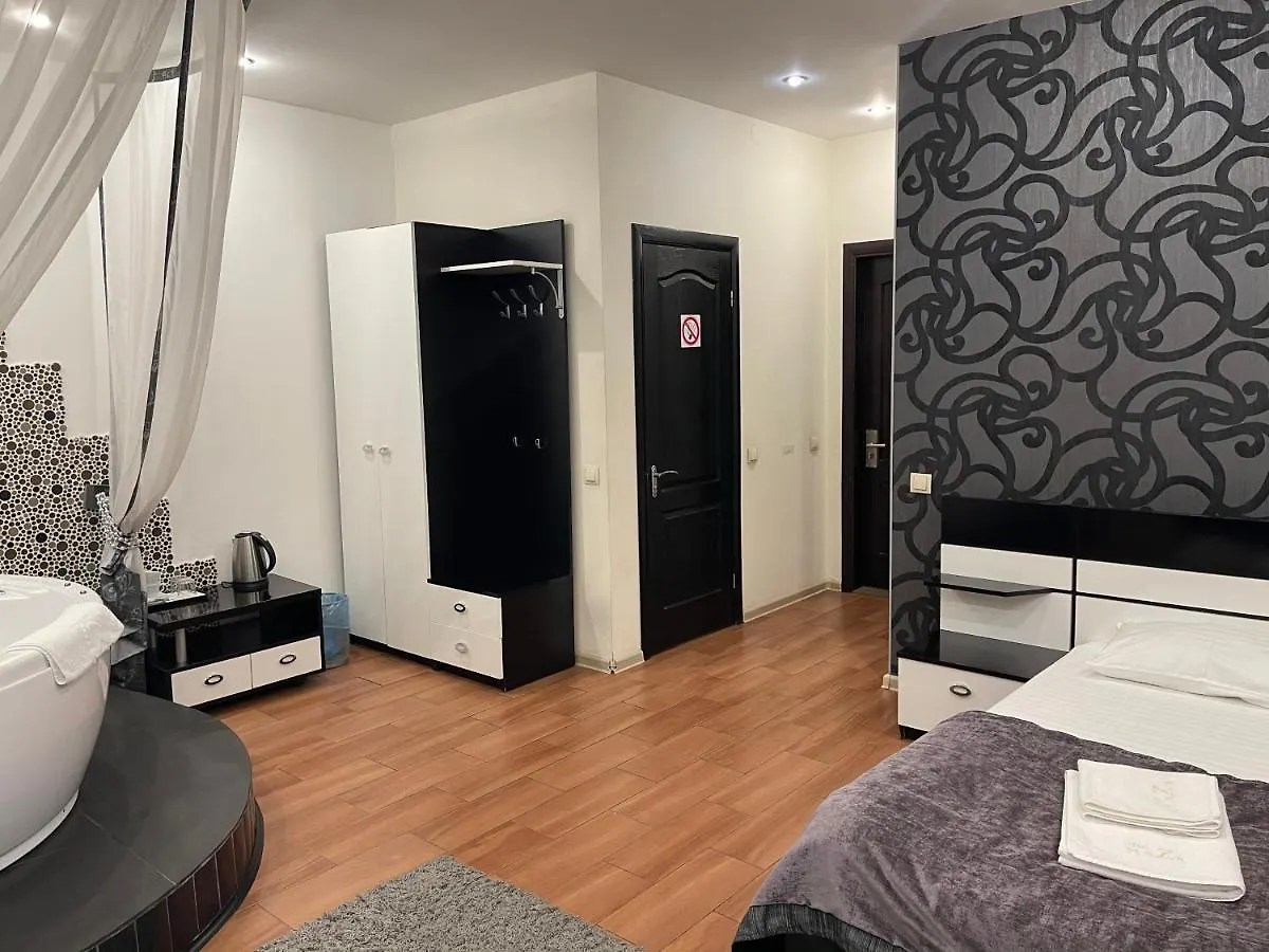 Nyvky Plaza Hotel Kiew 3*,