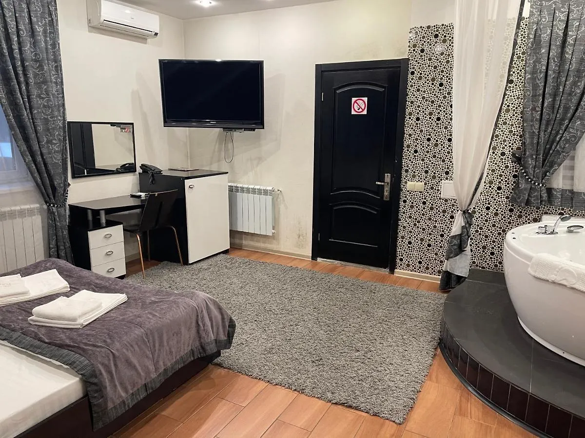 Nyvky Plaza Hotel Kiev