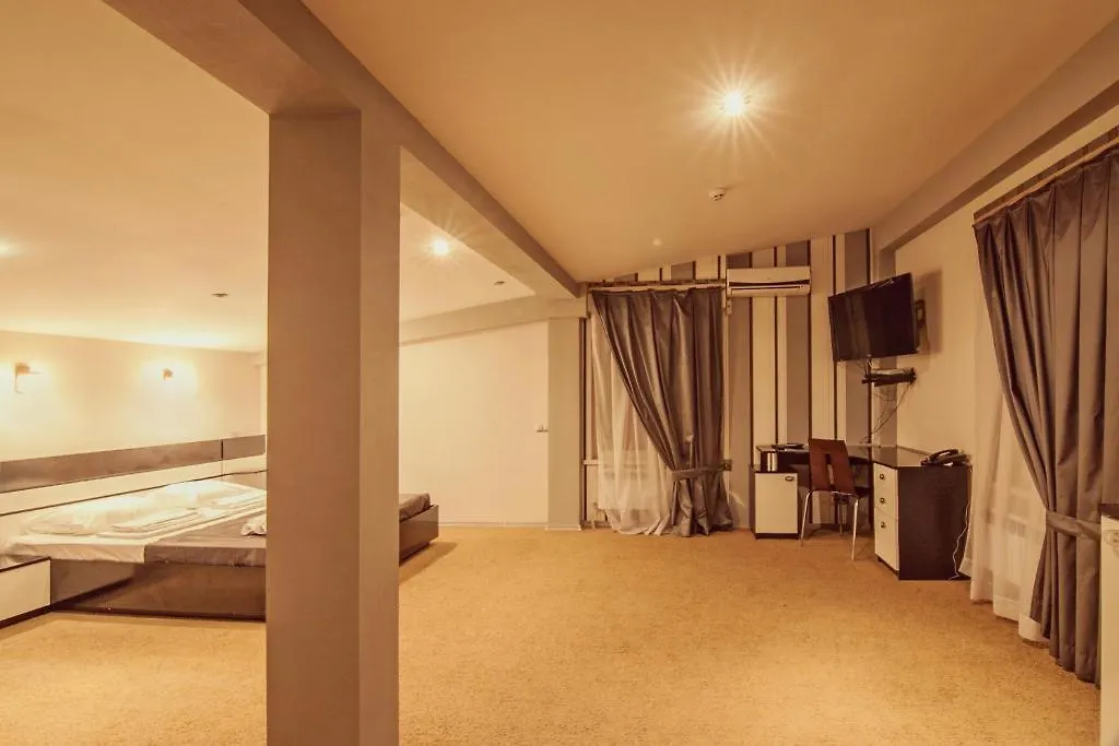 Nyvky Plaza Hotel Kiev